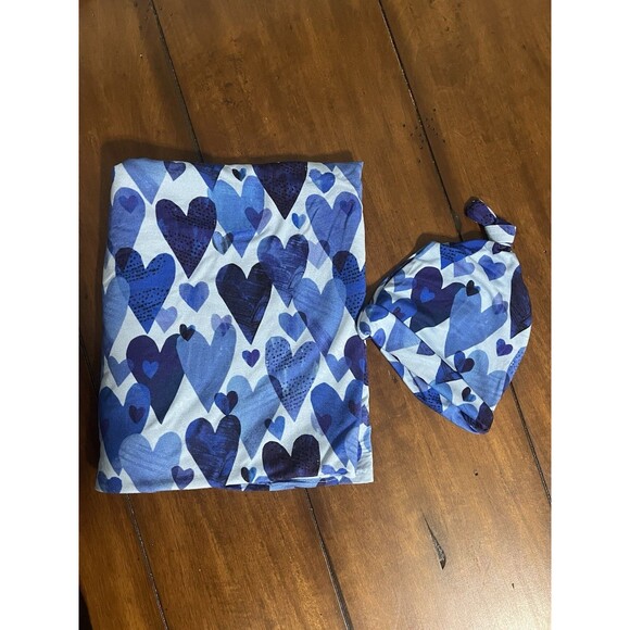 Little Sleepies Swaddle Blanket & Headband Set – Blue Hearts & Crafts Print - Picture 3 of 3